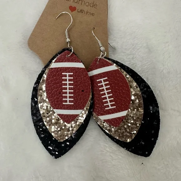 Gorgeous Earring Bundle - Picture 4 of 10